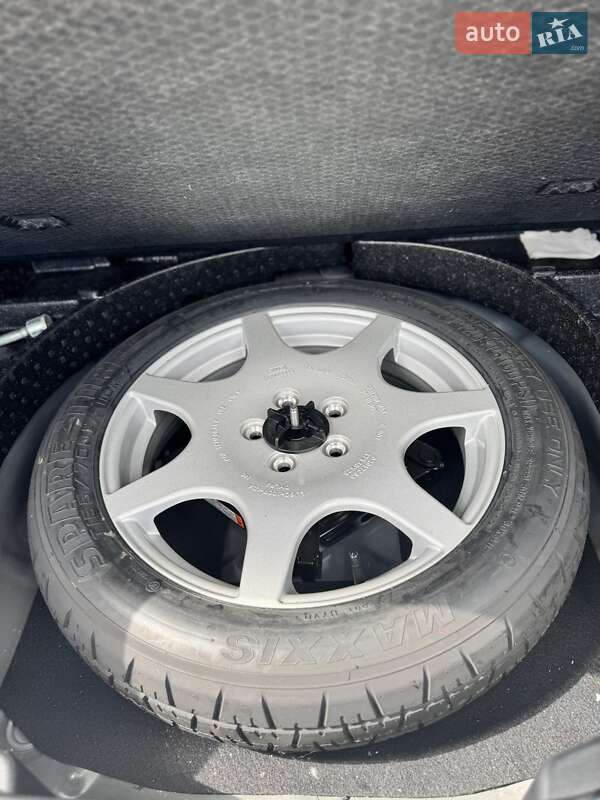 Внедорожник / Кроссовер Ford Escape 2020 в Киеве