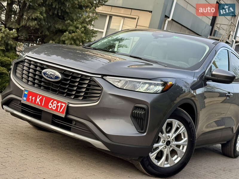 Внедорожник / Кроссовер Ford Escape 2023 в Днепре