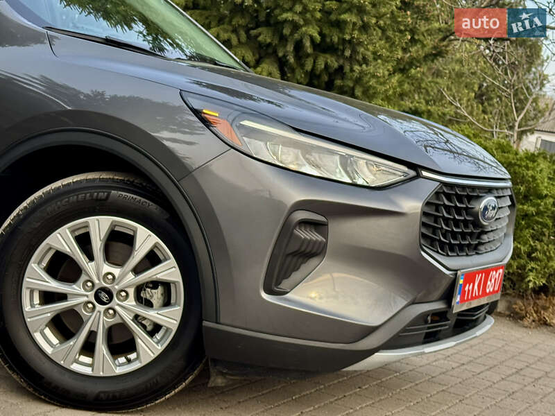 Внедорожник / Кроссовер Ford Escape 2023 в Днепре