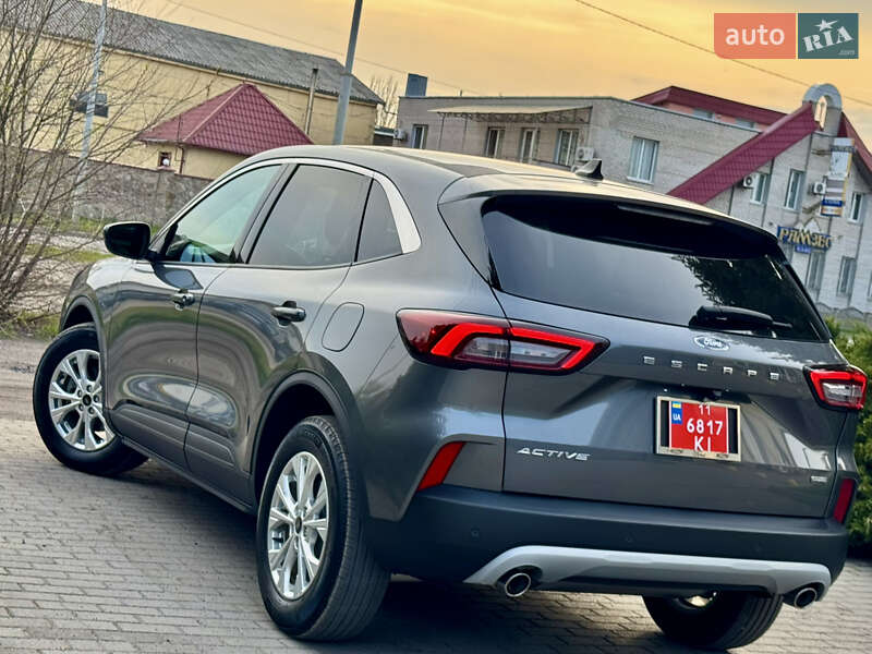 Внедорожник / Кроссовер Ford Escape 2023 в Днепре