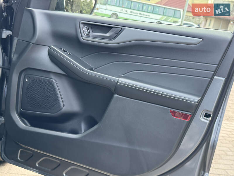Внедорожник / Кроссовер Ford Escape 2023 в Днепре