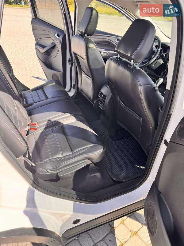 Внедорожник / Кроссовер Ford Escape 2017 в Чопе фото 14 Внедорожник / Кроссовер Ford Escape 2017 в Чопе