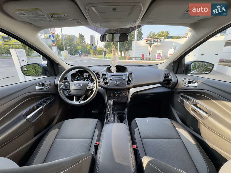 Внедорожник / Кроссовер Ford Escape 2018 в Киеве