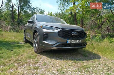 Внедорожник / Кроссовер Ford Escape 2023 в 