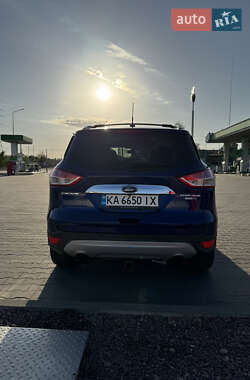 Внедорожник / Кроссовер Ford Escape 2014 в 
