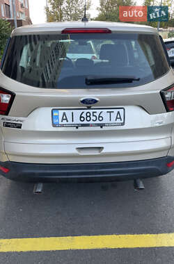 Позашляховик / Кросовер Ford Escape 2017 в Києві