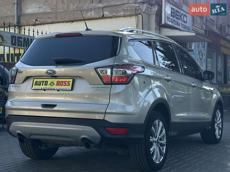 Внедорожник / Кроссовер Ford Escape 2016 в Николаеве