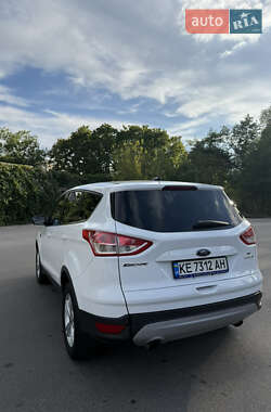 Внедорожник / Кроссовер Ford Escape 2013 в 