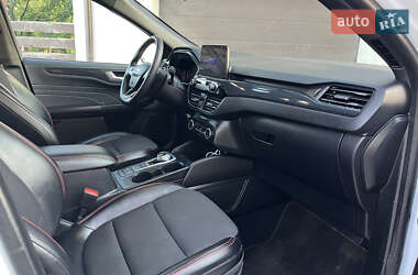 Внедорожник / Кроссовер Ford Escape 2023 в 