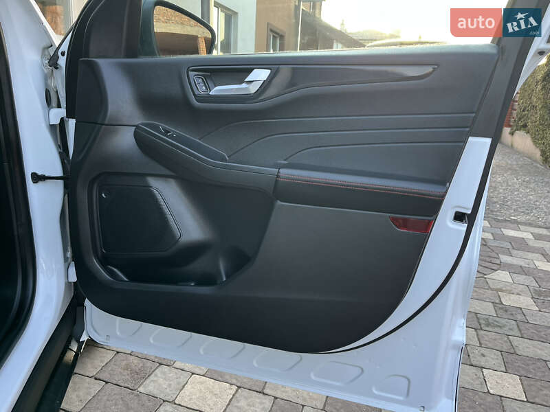 Внедорожник / Кроссовер Ford Escape 2023 в Львове