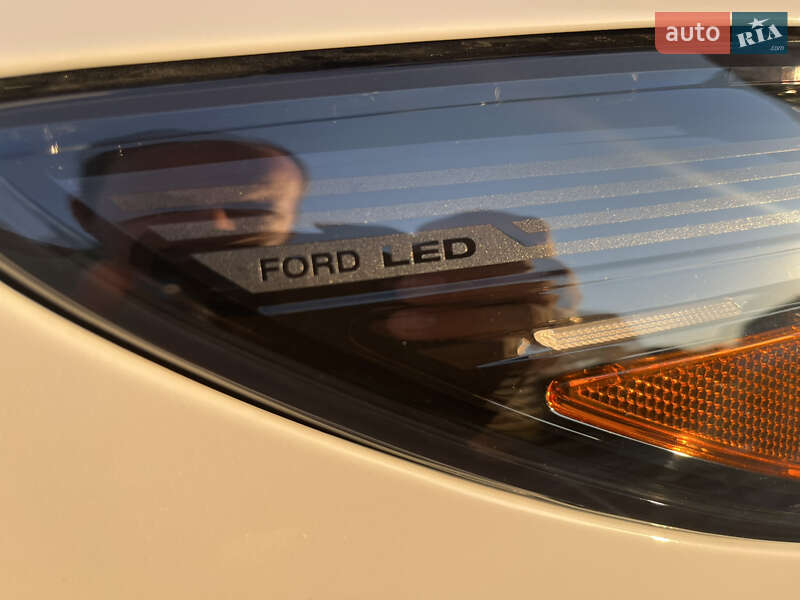 Внедорожник / Кроссовер Ford Escape 2023 в Львове