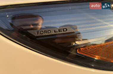Внедорожник / Кроссовер Ford Escape 2023 в 