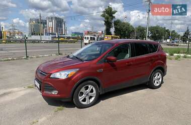 Внедорожник / Кроссовер Ford Escape 2014 в 