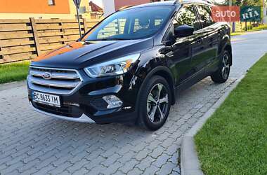 Внедорожник / Кроссовер Ford Escape 2017 в Львове