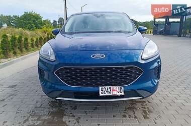 Внедорожник / Кроссовер Ford Escape 2019 в 