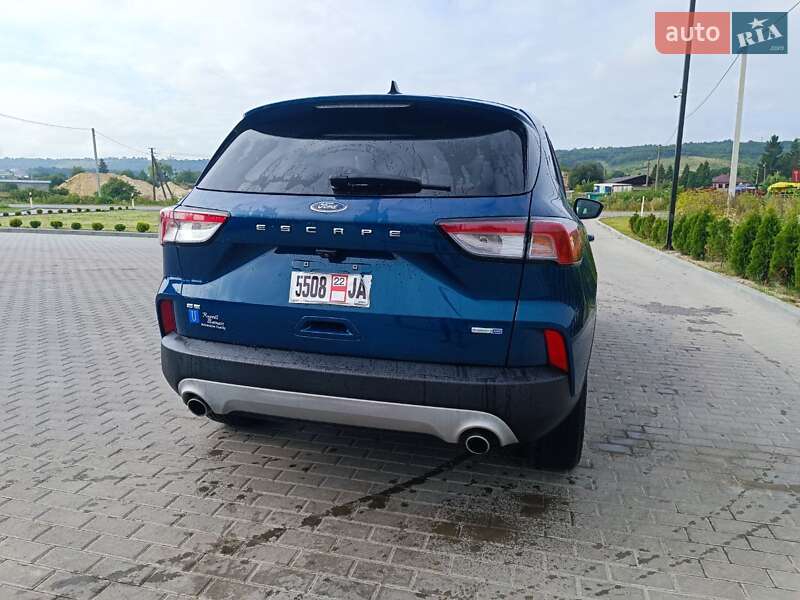 Внедорожник / Кроссовер Ford Escape 2019 в Золочеве
