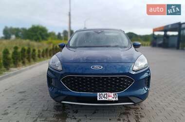 Внедорожник / Кроссовер Ford Escape 2019 в 