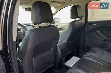 Внедорожник / Кроссовер Ford Escape 2015 в 