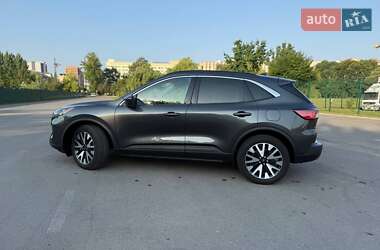 Внедорожник / Кроссовер Ford Escape 2019 в 