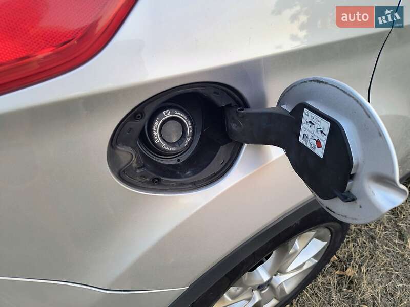 Внедорожник / Кроссовер Ford Escape 2014 в Днепре