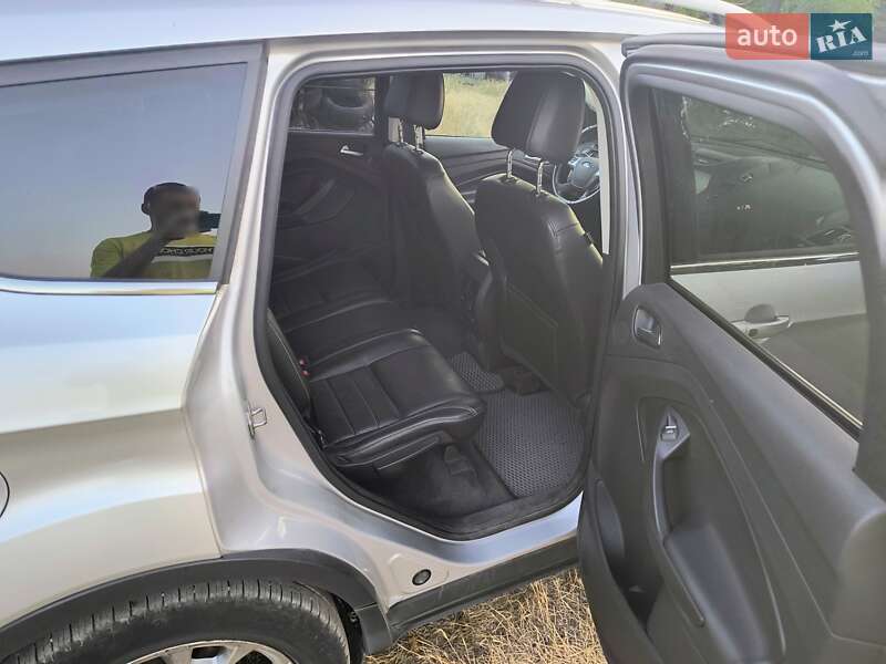 Внедорожник / Кроссовер Ford Escape 2014 в Днепре