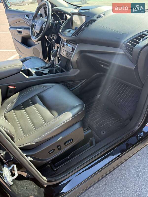 Внедорожник / Кроссовер Ford Escape 2017 в Киеве фото 11 Внедорожник / Кроссовер Ford Escape 2017 в Киеве