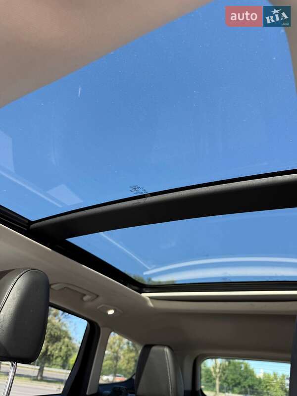 Внедорожник / Кроссовер Ford Escape 2017 в Киеве фото 15 Внедорожник / Кроссовер Ford Escape 2017 в Киеве