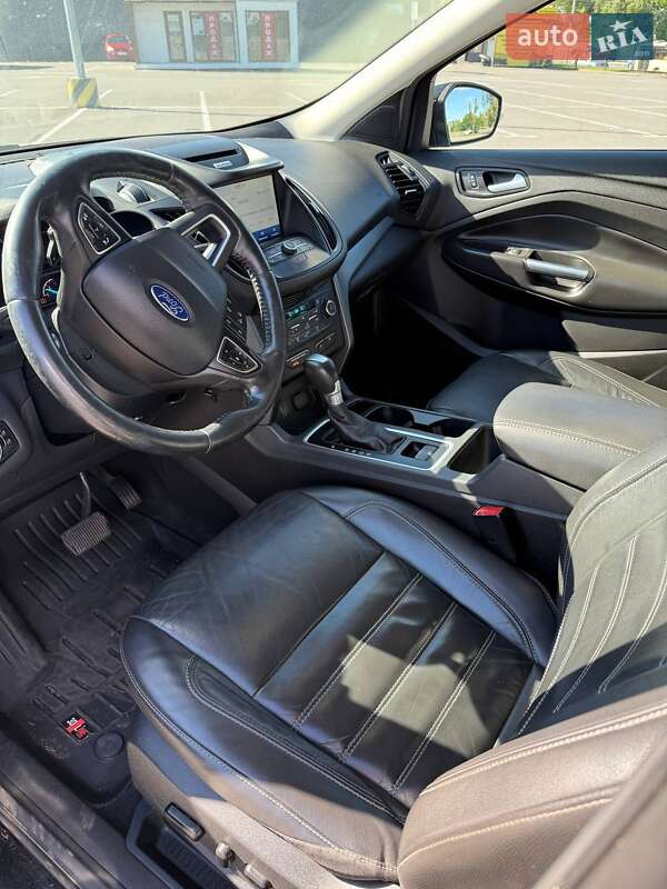 Внедорожник / Кроссовер Ford Escape 2017 в Киеве фото 20 Внедорожник / Кроссовер Ford Escape 2017 в Киеве
