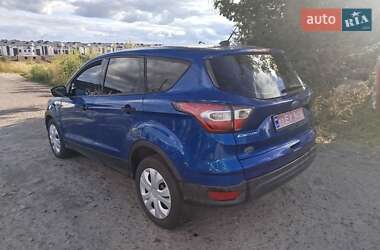 Внедорожник / Кроссовер Ford Escape 2016 в Ровно