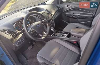 Внедорожник / Кроссовер Ford Escape 2016 в Ровно