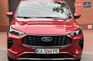 Внедорожник / Кроссовер Ford Escape 2024 в 