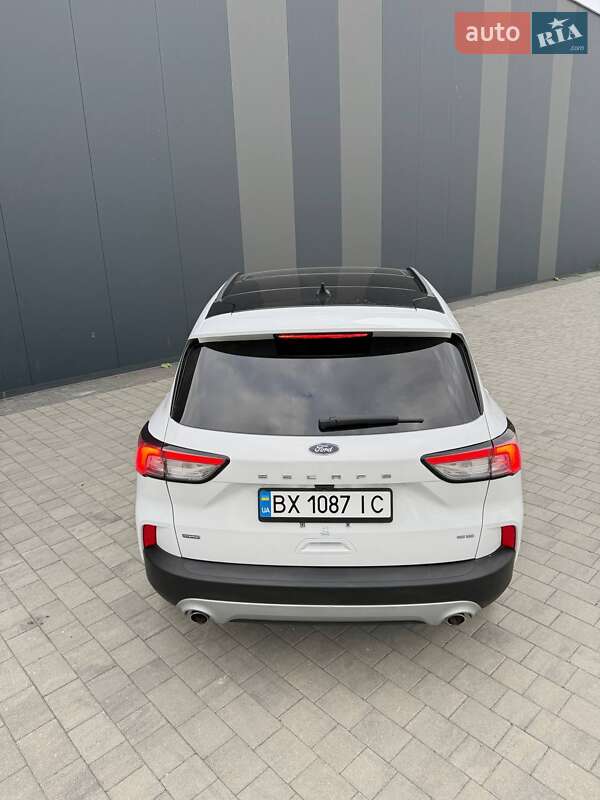Внедорожник / Кроссовер Ford Escape 2020 в Хмельницком