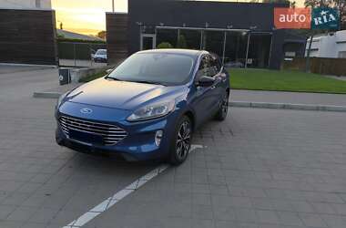Внедорожник / Кроссовер Ford Escape 2022 в 