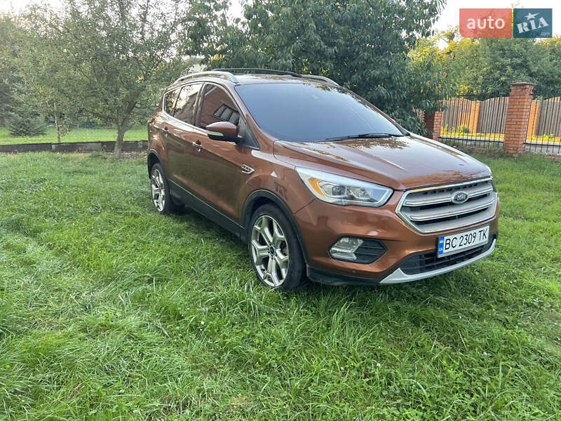 Внедорожник / Кроссовер Ford Escape 2016 в Львове