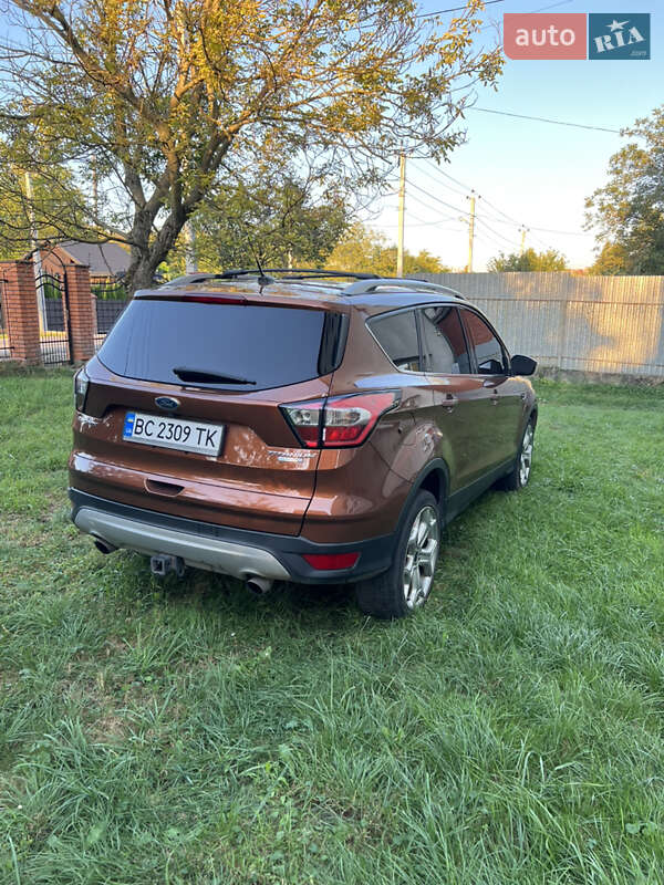 Внедорожник / Кроссовер Ford Escape 2016 в Львове