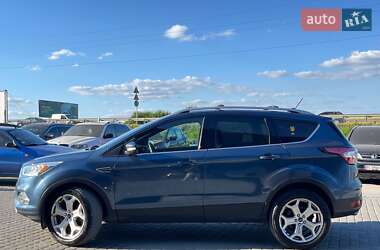 Внедорожник / Кроссовер Ford Escape 2017 в 