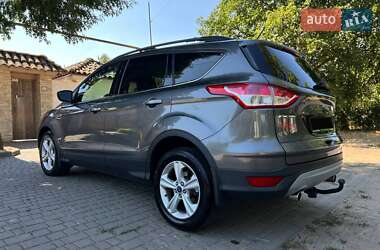 Внедорожник / Кроссовер Ford Escape 2013 в 