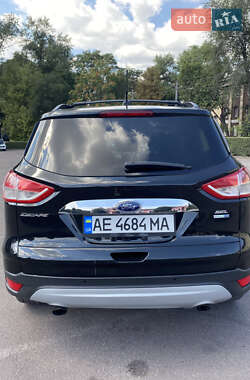 Внедорожник / Кроссовер Ford Escape 2013 в 