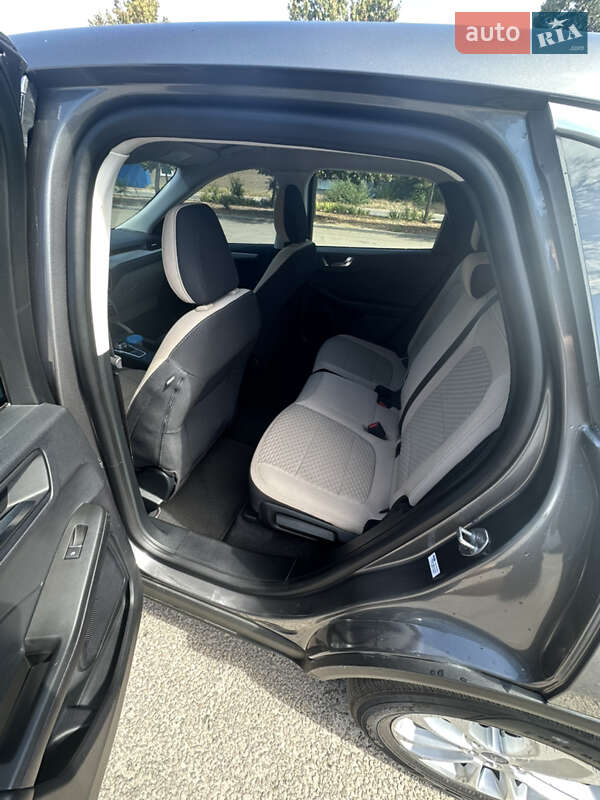 Внедорожник / Кроссовер Ford Escape 2021 в Днепре