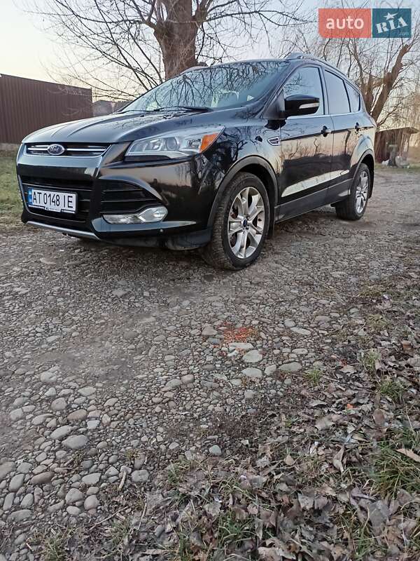 Внедорожник / Кроссовер Ford Escape 2014 в Отынии