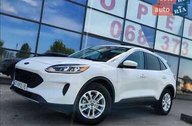 Позашляховик / Кросовер Ford Escape 2021 в Івано-Франківську