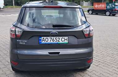Внедорожник / Кроссовер Ford Escape 2017 в 