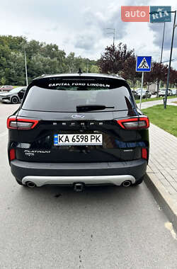 Внедорожник / Кроссовер Ford Escape 2023 в 