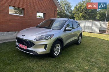 Позашляховик / Кросовер Ford Escape 2020 в 