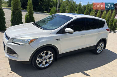 Внедорожник / Кроссовер Ford Escape 2012 в 