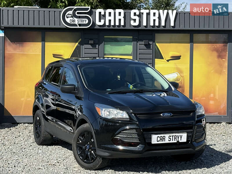 Внедорожник / Кроссовер Ford Escape 2016 в 
