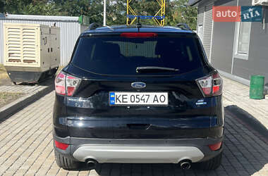 Внедорожник / Кроссовер Ford Escape 2016 в 