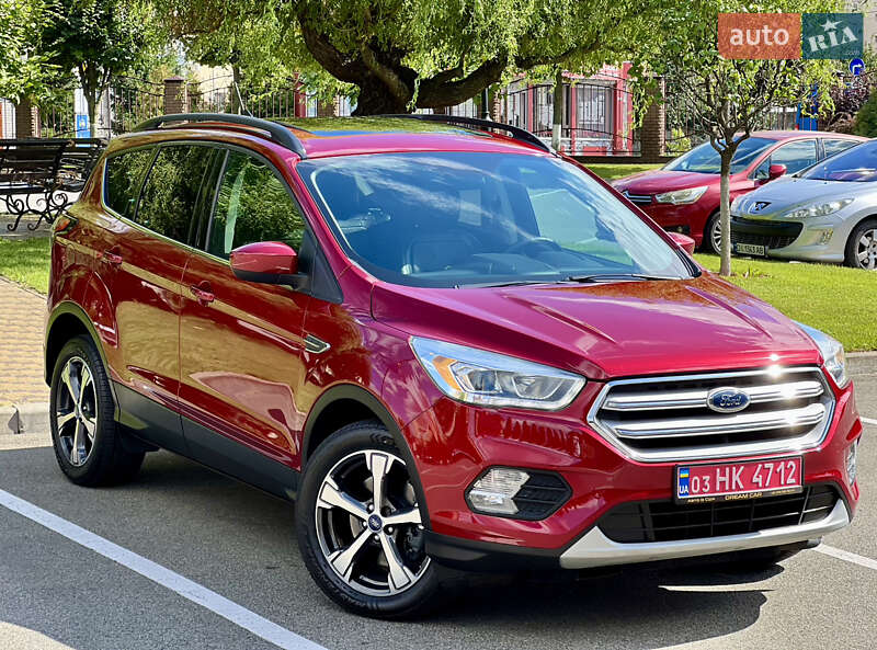 Внедорожник / Кроссовер Ford Escape 2018 в Киеве