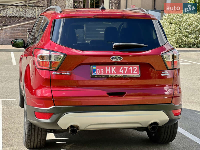 Внедорожник / Кроссовер Ford Escape 2018 в Киеве