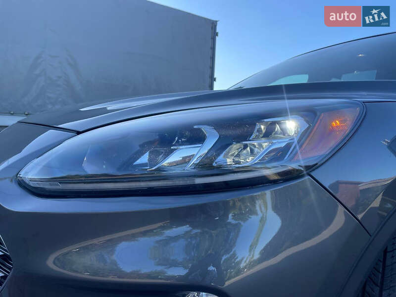 Внедорожник / Кроссовер Ford Escape 2022 в Львове